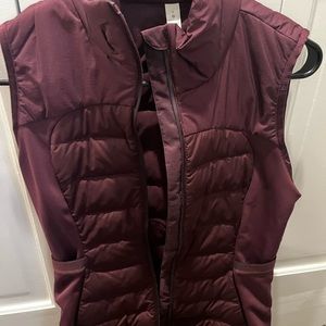 Lululemon size 6 lightweight vest! Excellent condition!